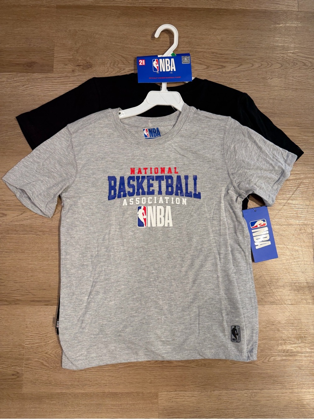 NBA Gray Short-Sleeve Basketball Graphic Tee with Blue & Red Logo